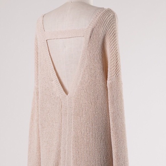 NWT V-Neck Sweater - Picture 5 of 6